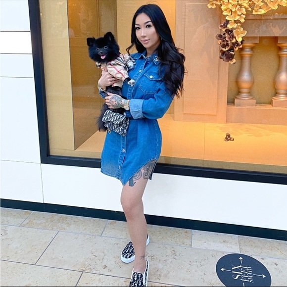 Pretty Little Thing Denim Dress, 4 or XS - Picture 2 of 3